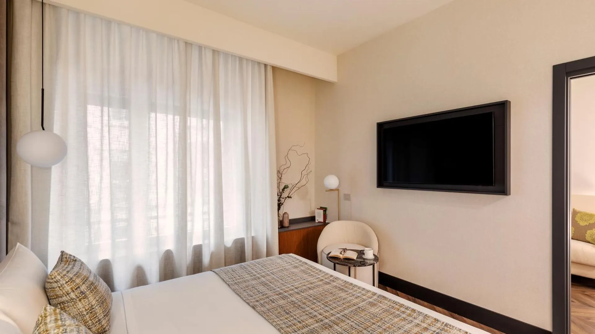 Lumera Stay - Brera Milánó